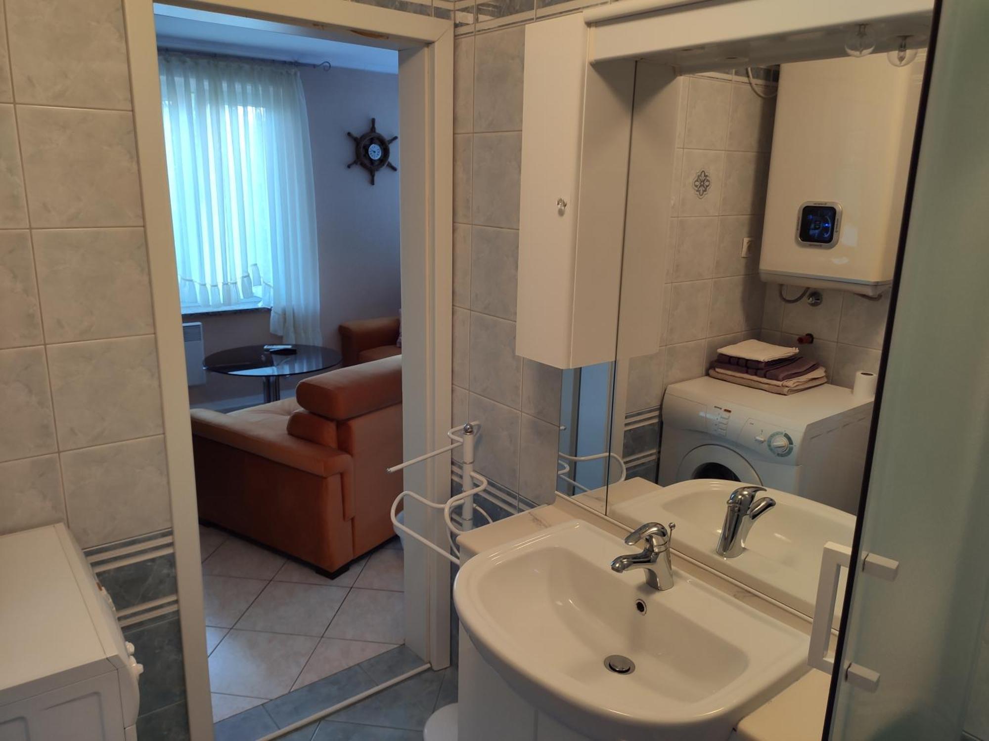 Apartment With Private Garden And The Terrace Ev Station Available 茨里克韦尼察 外观 照片