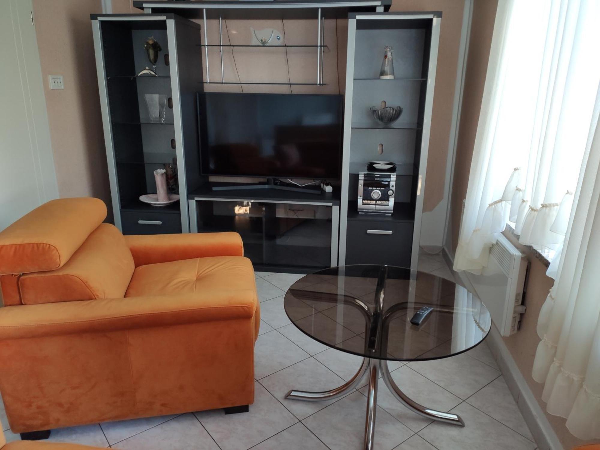Apartment With Private Garden And The Terrace Ev Station Available 茨里克韦尼察 外观 照片